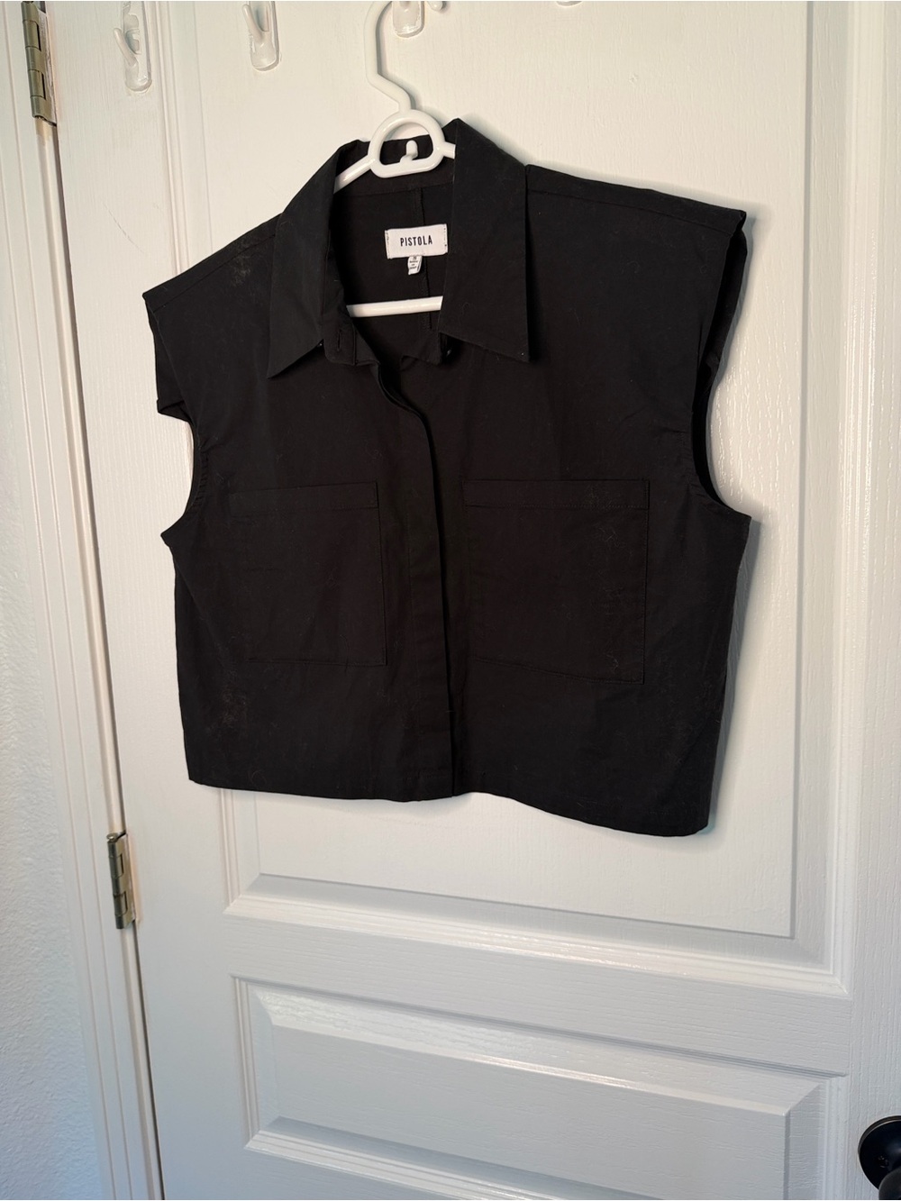 Pistola Liam Black Noir Sleeveless Utility Button-Down Cropped Shirt
